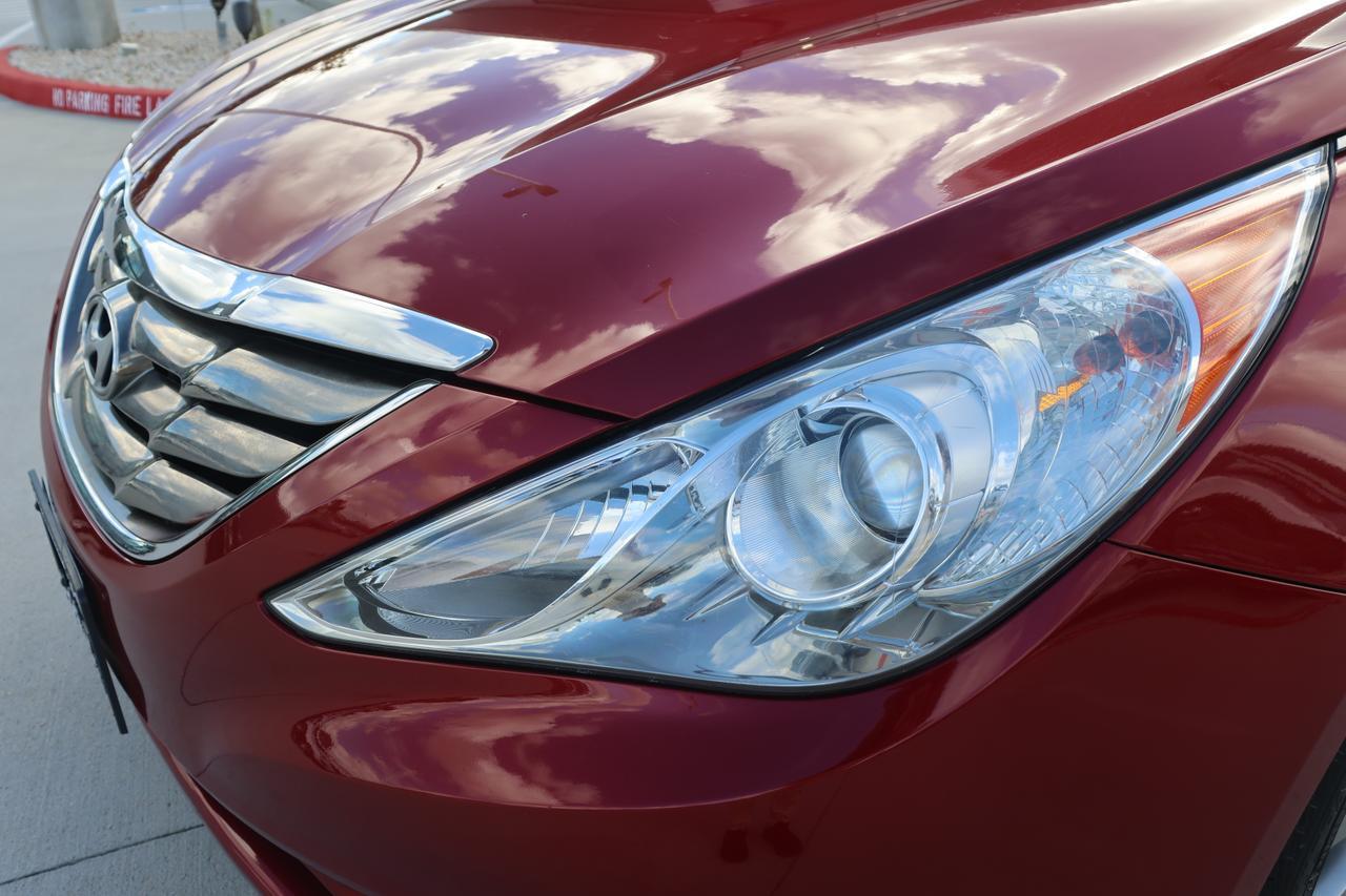 2011 HYUNDAI SONATA SE Houston TX
