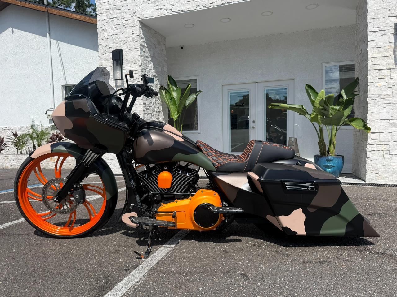 2011 Harley-Davidson CVO Road Glide Ultra