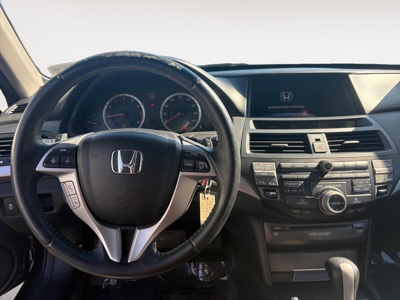 2011 Honda Accord Cpe EX-L, HEATED SEATS, NAVIGATION, SUNROOF, PARKING SENSORS, BLUETOOTH, POWER HEATED MIRRORS, POWER SEATS, LOW MILES, CLEAN CARFAX, THIS CAR IS READY TO RIP THE ROAD!