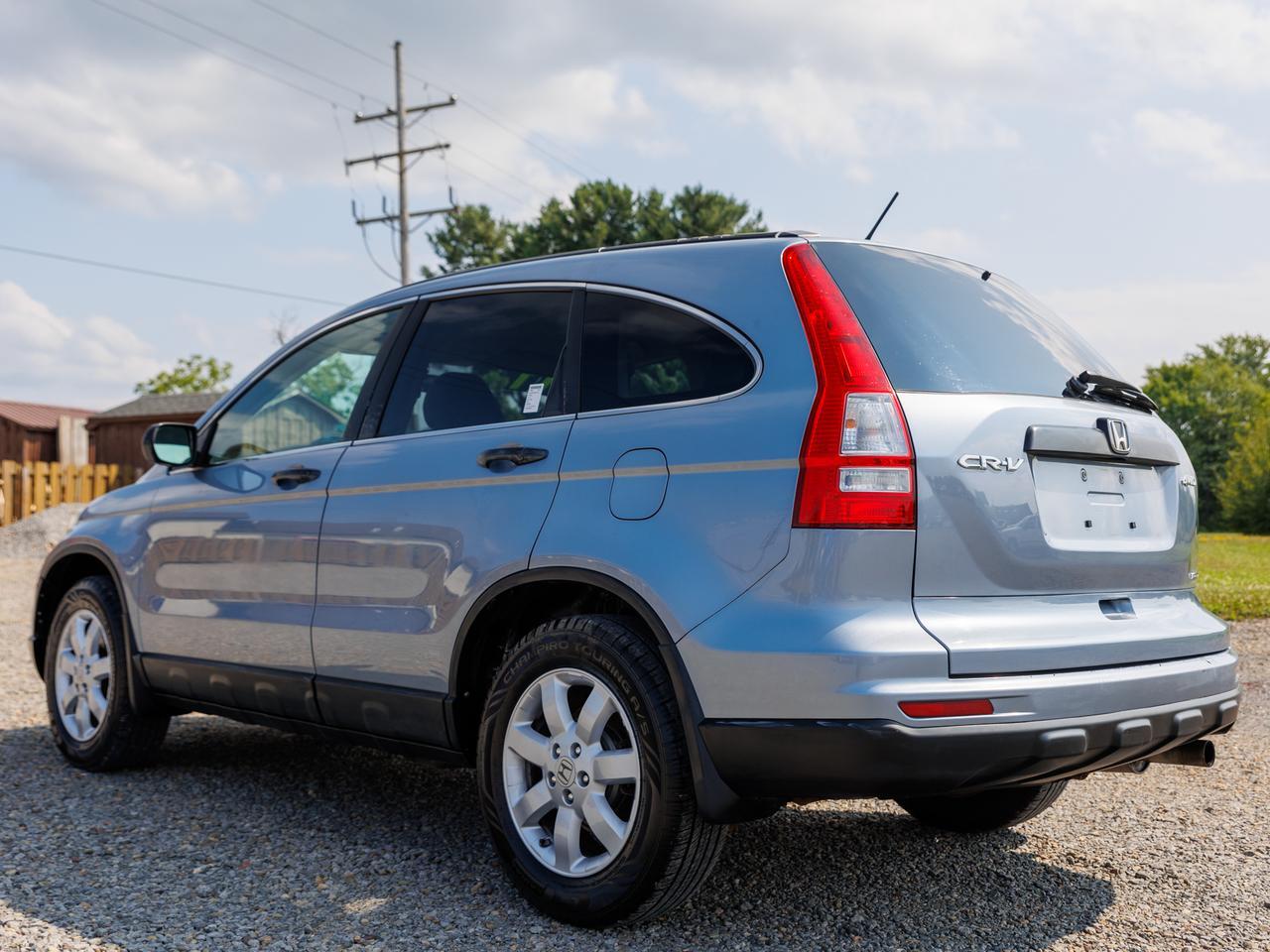 2011 Honda CR-V SE photo 4