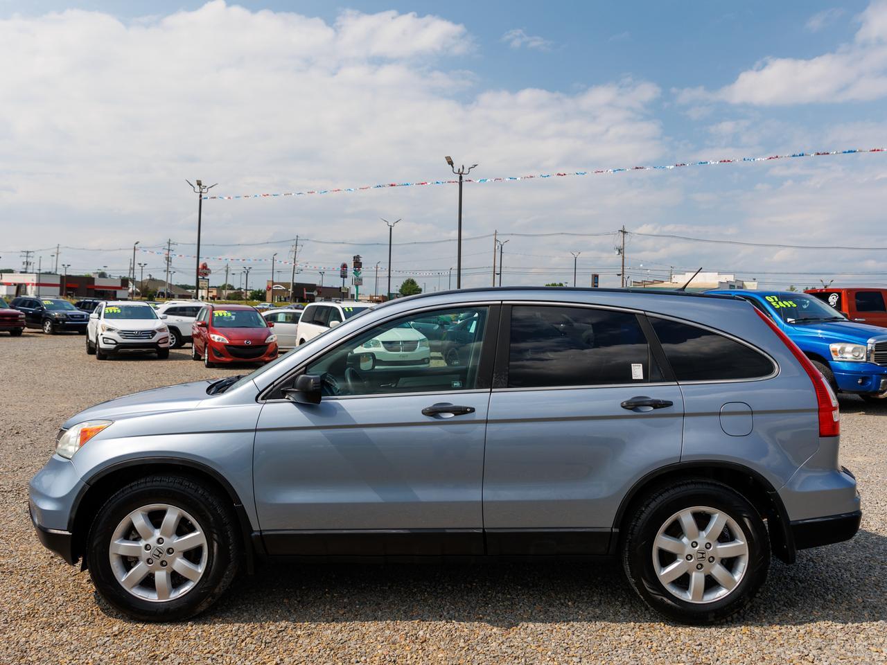 2011 Honda CR-V SE photo 3