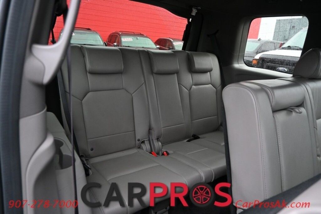 2011 Honda Pilot EX-L - 3.5L V6 - All Wheel Drive - Heated Front Leather Seats - Backup Camera - 3rd Row Seating - Sunroof - Tow Package Anchorage AK