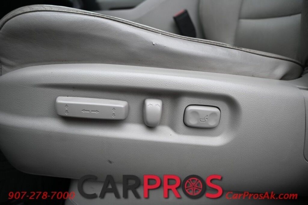 2011 Honda Pilot EX-L - 3.5L V6 - All Wheel Drive - Heated Front Leather Seats - Backup Camera - 3rd Row Seating - Sunroof - Tow Package Anchorage AK
