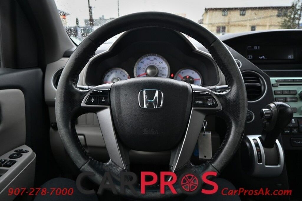 2011 Honda Pilot EX-L - 3.5L V6 - All Wheel Drive - Heated Front Leather Seats - Backup Camera - 3rd Row Seating - Sunroof - Tow Package Anchorage AK