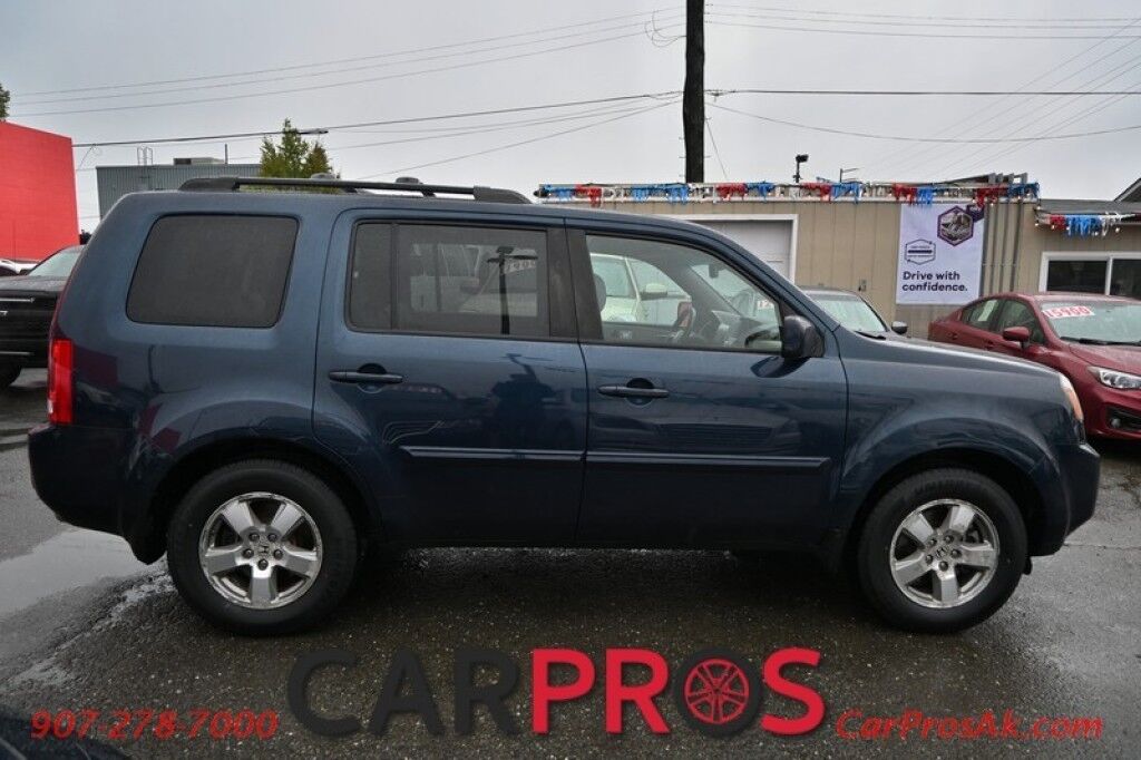 2011 Honda Pilot EX-L - 3.5L V6 - All Wheel Drive - Heated Front Leather Seats - Backup Camera - 3rd Row Seating - Sunroof - Tow Package Anchorage AK