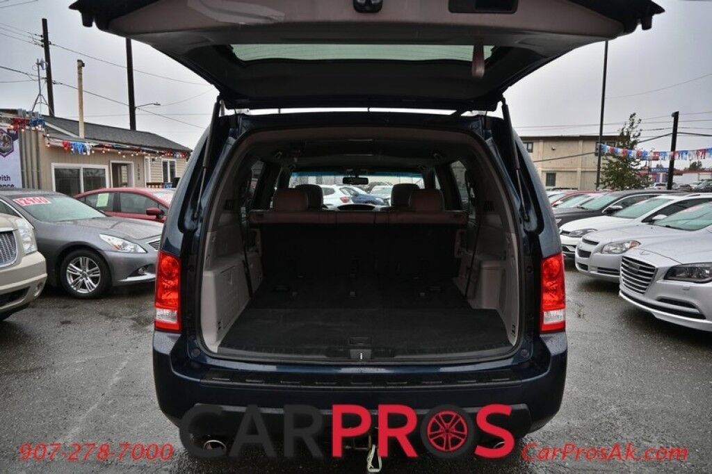 2011 Honda Pilot EX-L - 3.5L V6 - All Wheel Drive - Heated Front Leather Seats - Backup Camera - 3rd Row Seating - Sunroof - Tow Package Anchorage AK