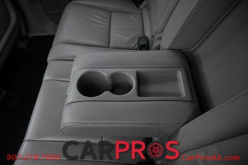 2011 Honda Pilot EX-L - 3.5L V6 - All Wheel Drive - Heated Front Leather Seats - Backup Camera - 3rd Row Seating - Sunroof - Tow Package Anchorage AK
