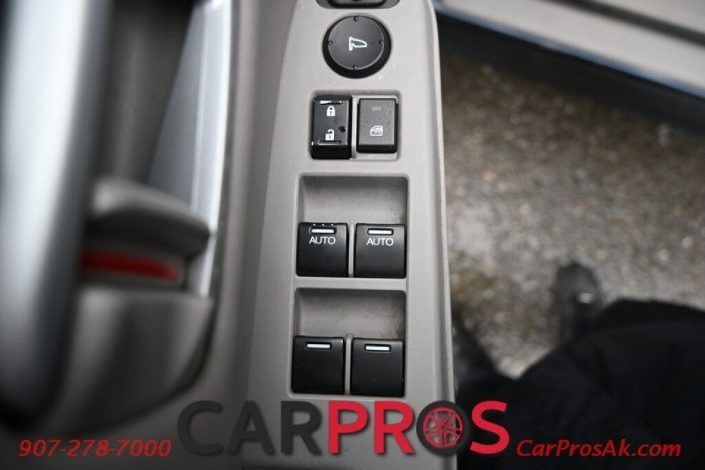 2011 Honda Pilot EX-L - 3.5L V6 - All Wheel Drive - Heated Front Leather Seats - Backup Camera - 3rd Row Seating - Sunroof - Tow Package Anchorage AK