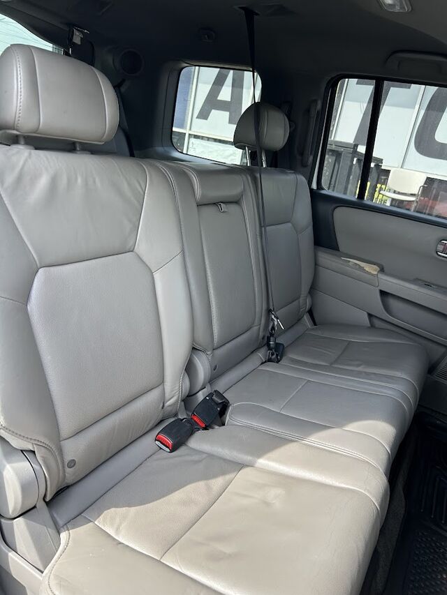 2011 Honda Pilot EX-L 2WD 5-Spd AT wi Houston TX