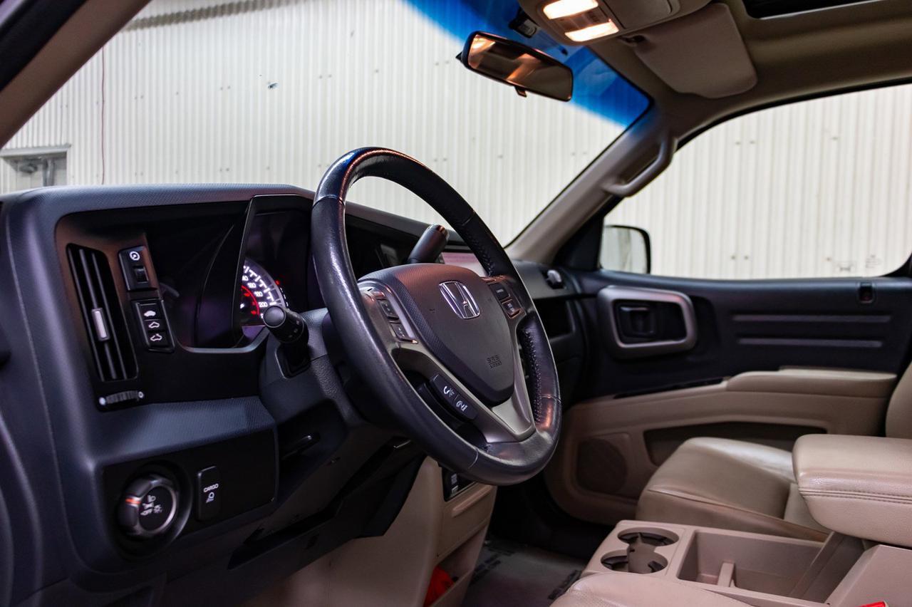 2011 Honda Ridgeline 4x4 Crew Cab EX-L Leather Roof Nav Red Deer AB