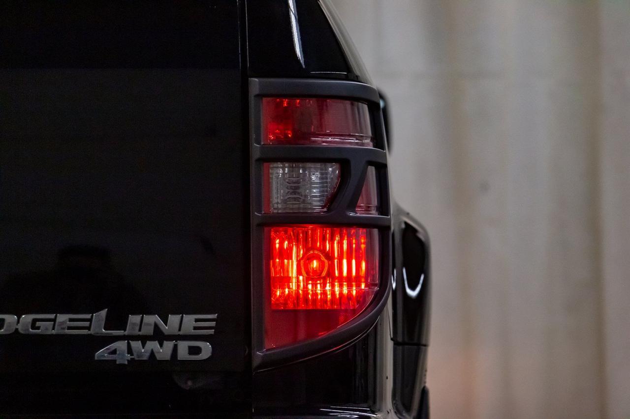 2011 Honda Ridgeline 4x4 Crew Cab EX-L Leather Roof Nav Red Deer AB