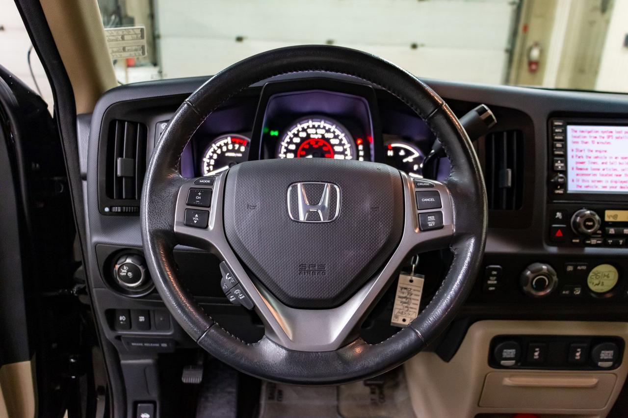 2011 Honda Ridgeline 4x4 Crew Cab EX-L Leather Roof Nav Red Deer AB