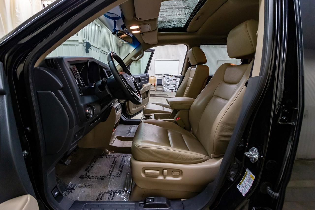 2011 Honda Ridgeline 4x4 Crew Cab EX-L Leather Roof Nav Red Deer AB