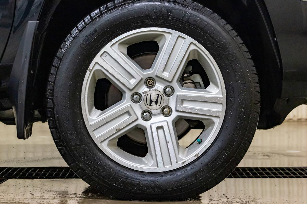 2011 Honda Ridgeline 4x4 Crew Cab EX-L Leather Roof Nav Red Deer AB