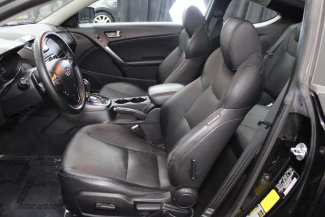 2011 Hyundai Genesis Coupe 3.8 Track Chantilly VA