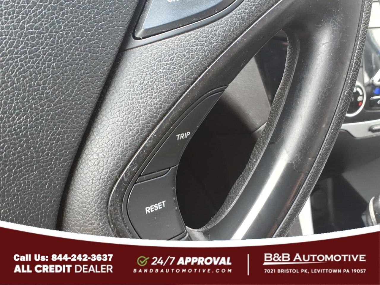 2011 Hyundai SONATA Limited Levittown PA