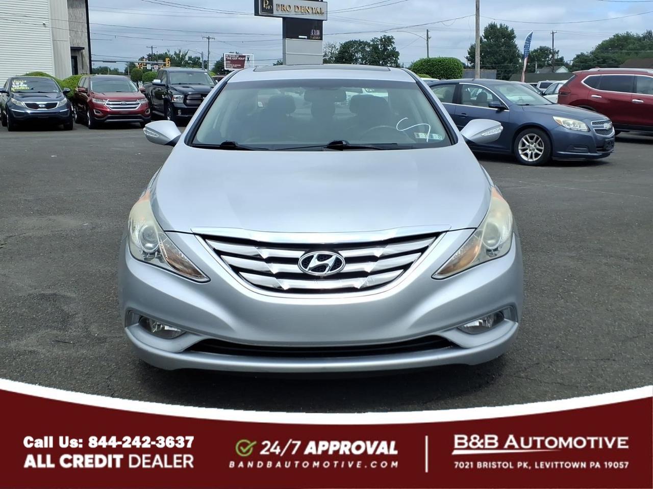 2011 Hyundai SONATA Limited Levittown PA