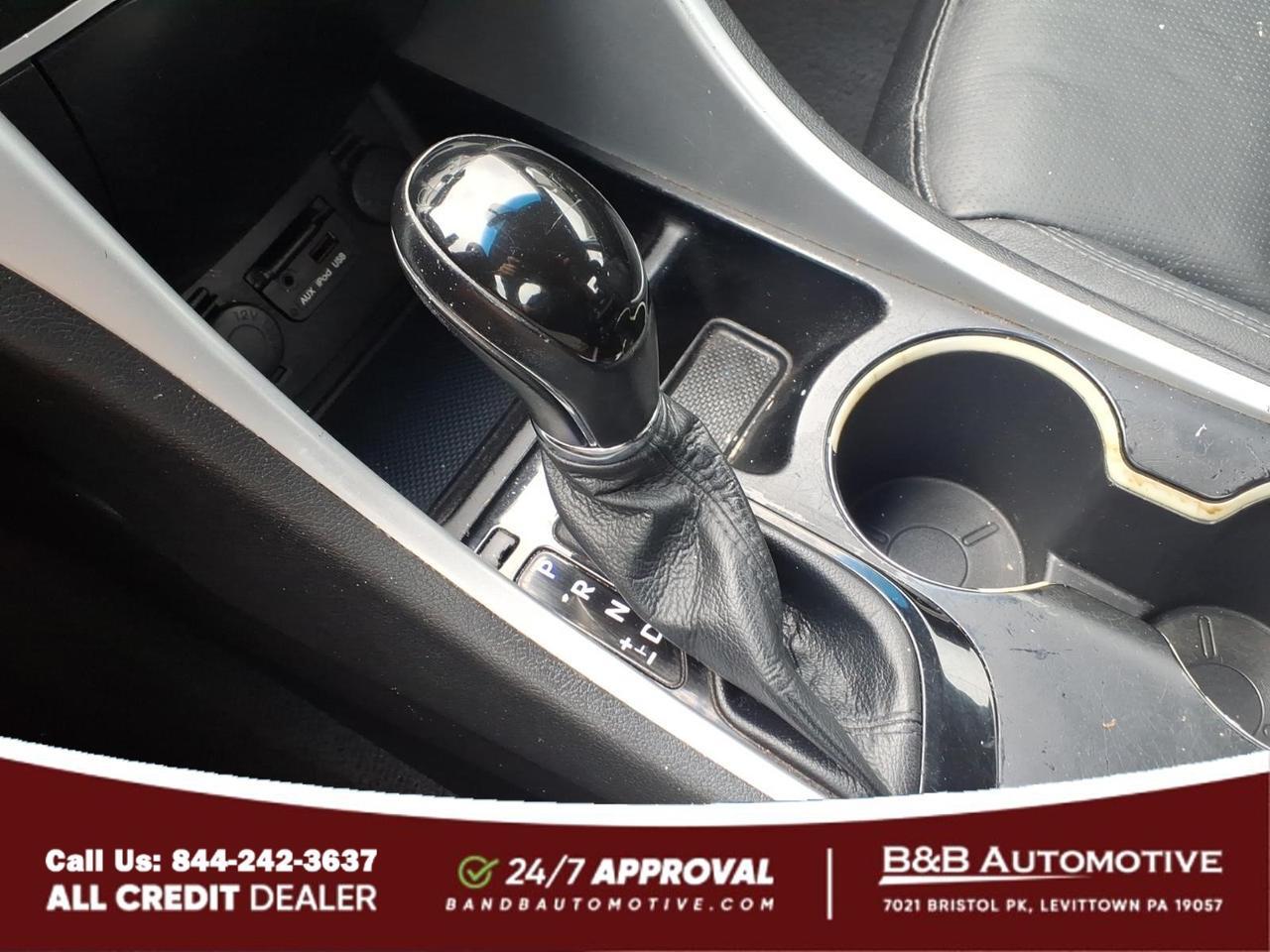 2011 Hyundai SONATA Limited Levittown PA