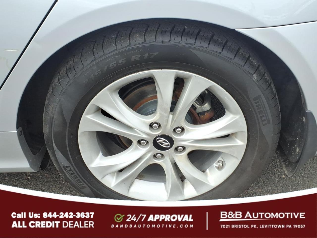 2011 Hyundai SONATA Limited Levittown PA