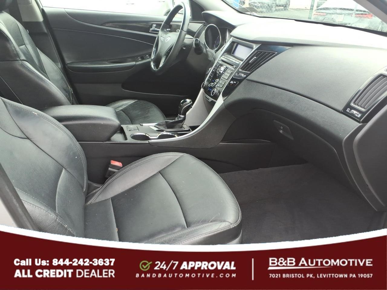 2011 Hyundai SONATA Limited Levittown PA