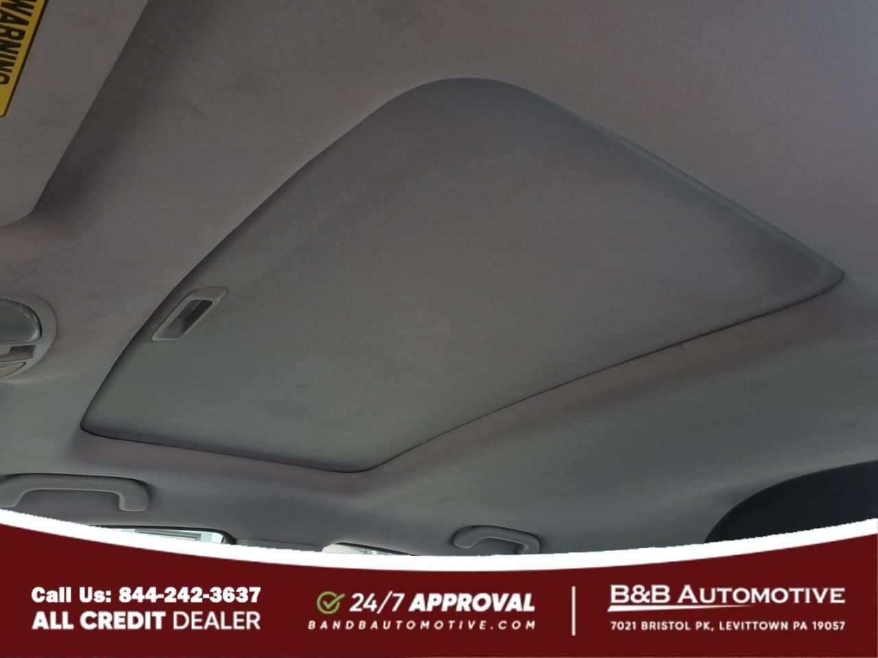 2011 Hyundai SONATA Limited Levittown PA