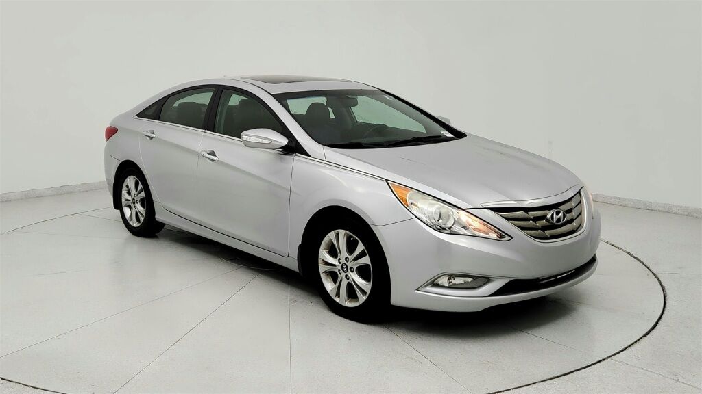 2011 Hyundai SONATA Limited