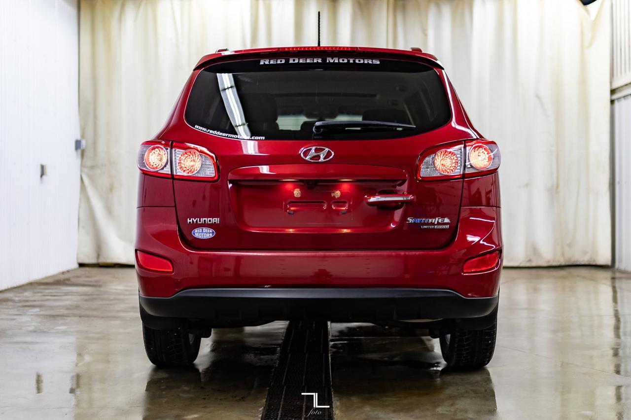 2011 Hyundai Santa Fe AWD Limited Leather Roof Nav Red Deer AB