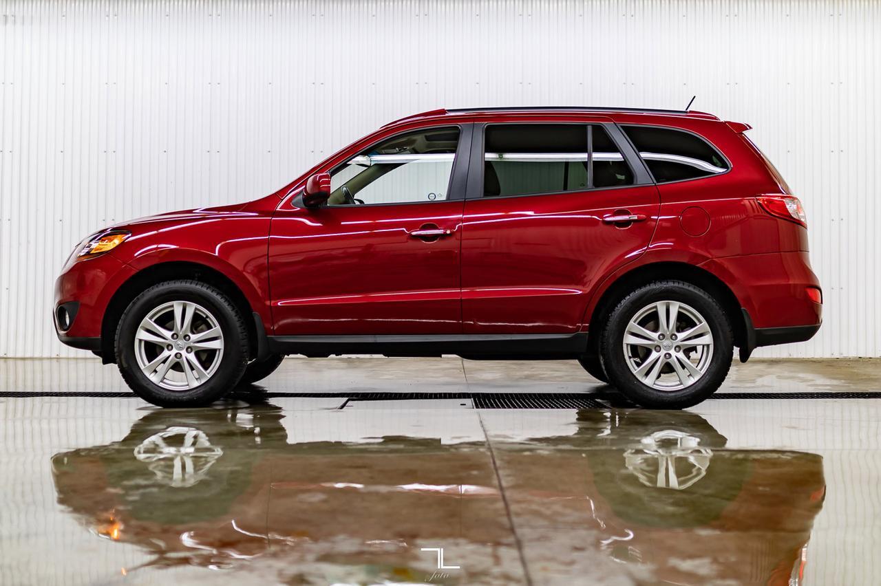 2011 Hyundai Santa Fe AWD Limited Leather Roof Nav Red Deer AB