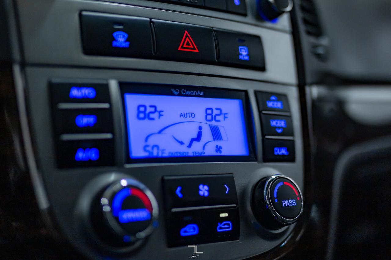 2011 Hyundai Santa Fe AWD Limited Leather Roof Red Deer AB