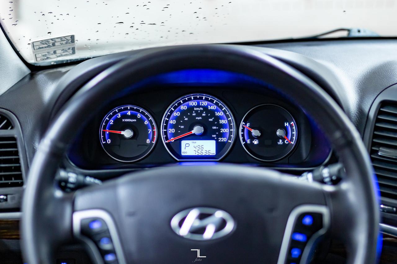 2011 Hyundai Santa Fe AWD Limited Leather Roof Red Deer AB