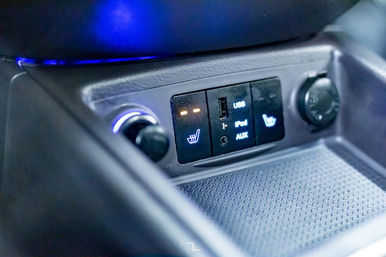 2011 Hyundai Santa Fe AWD Limited Leather Roof Red Deer AB