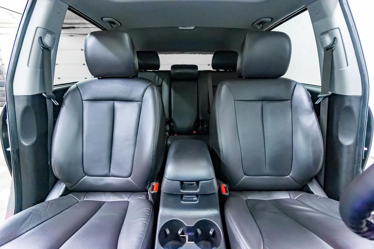 2011 Hyundai Santa Fe AWD Limited Leather Roof Red Deer AB