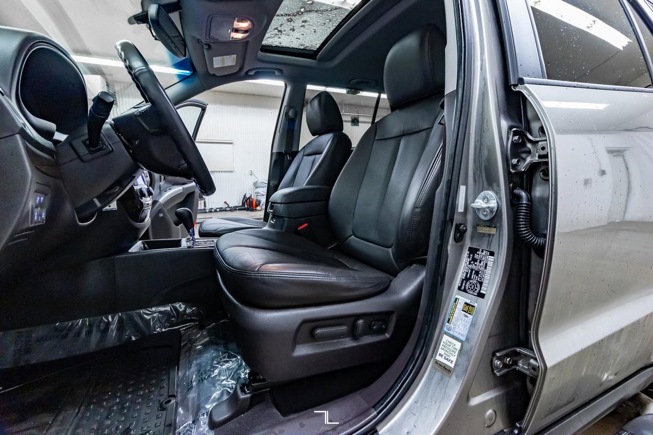 2011 Hyundai Santa Fe AWD Limited Leather Roof Red Deer AB