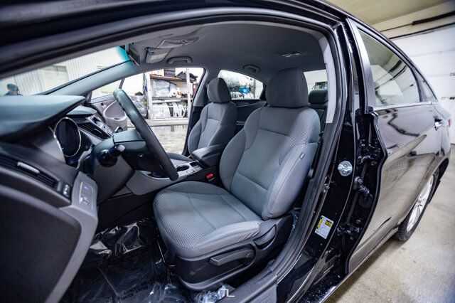 2011 Hyundai Sonata GLS Red Deer AB