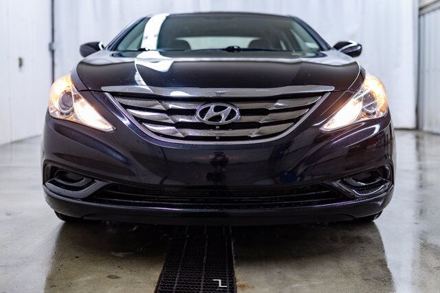 2011 Hyundai Sonata GLS Red Deer AB