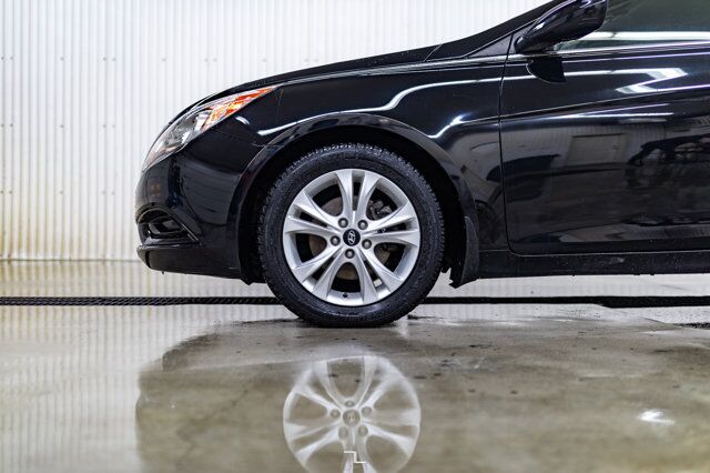 2011 Hyundai Sonata GLS Red Deer AB