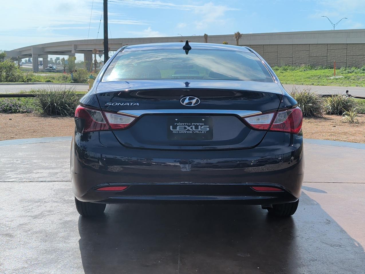 2011 Hyundai Sonata GLS