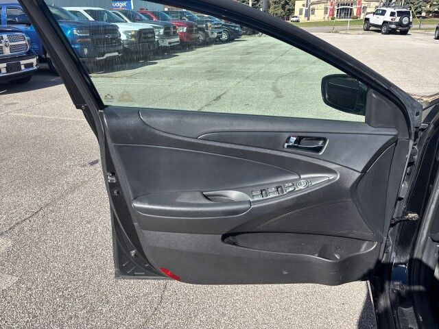 2011 Hyundai Sonata Ltd Cleveland OH