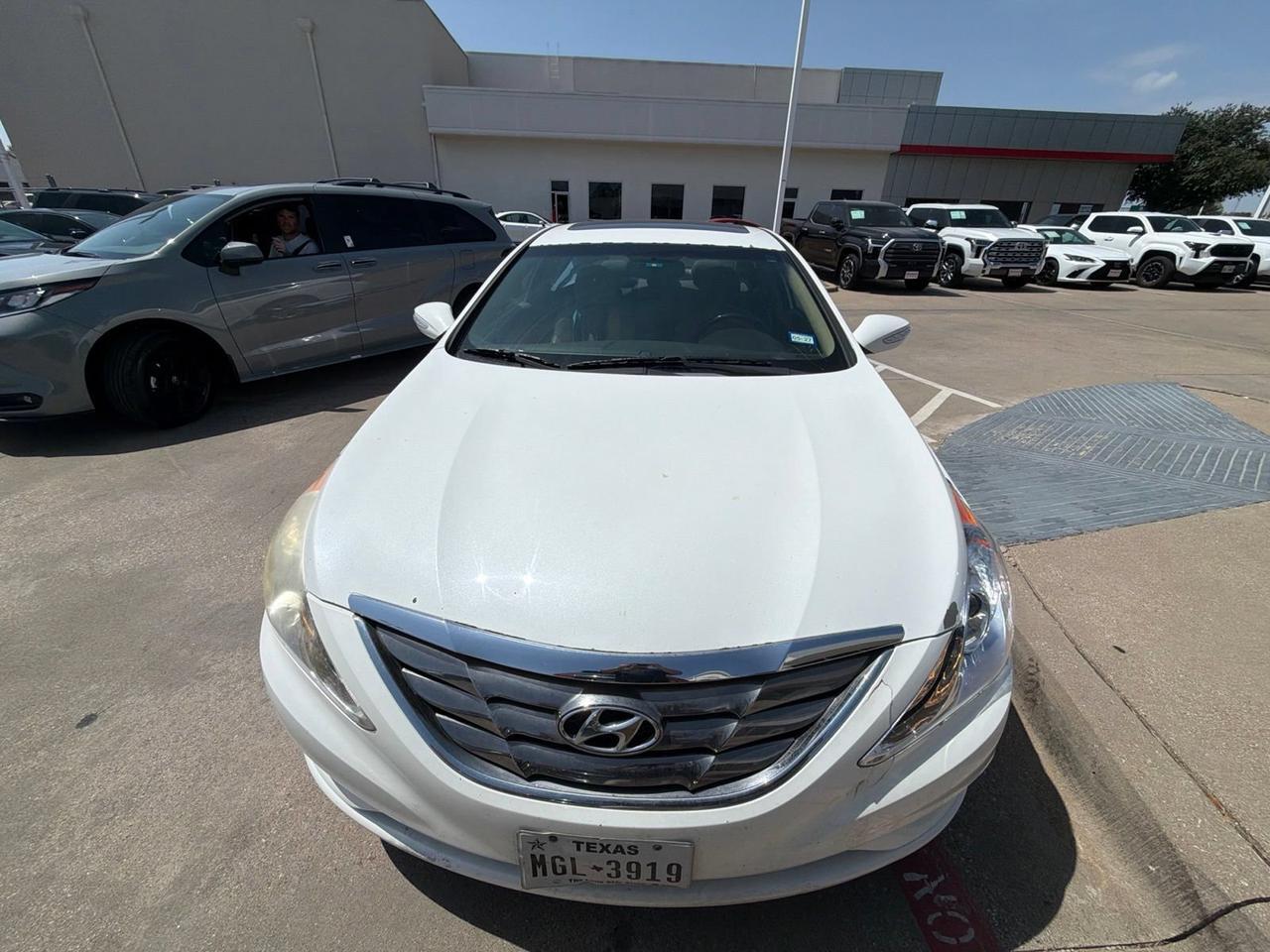 2011 Hyundai Sonata Ltd Hurst TX