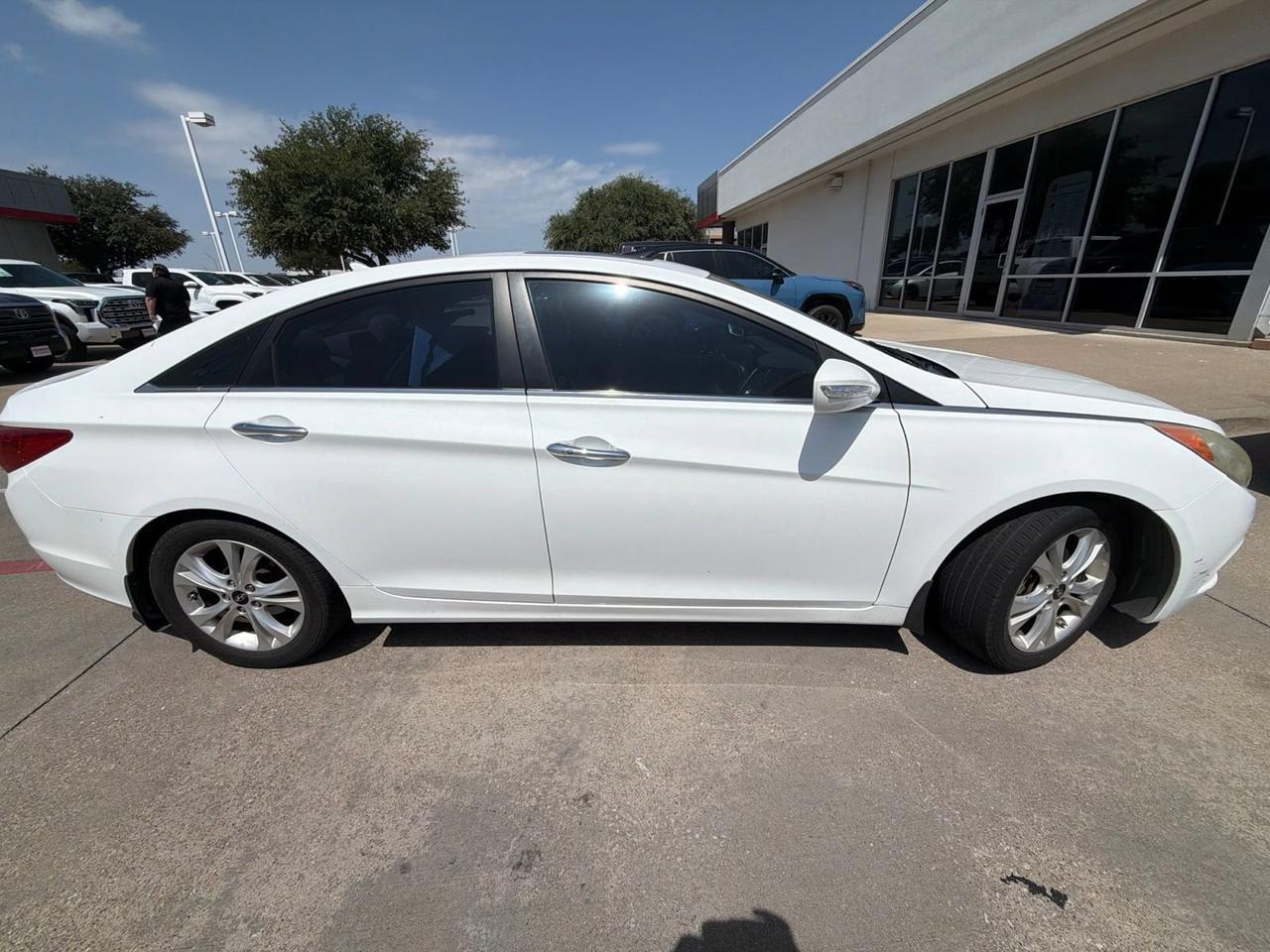 2011 Hyundai Sonata Ltd Hurst TX