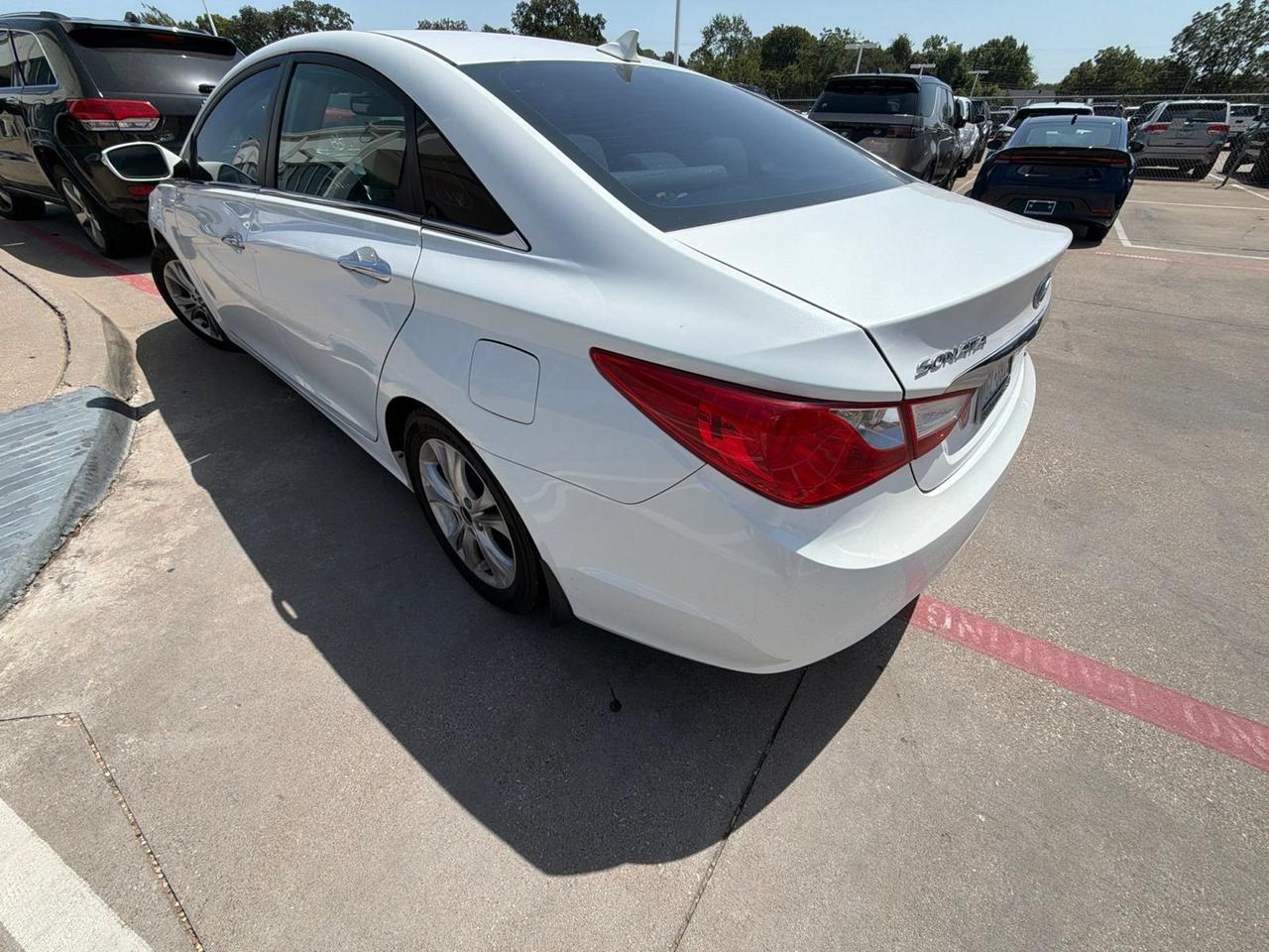 2011 Hyundai Sonata Ltd Hurst TX