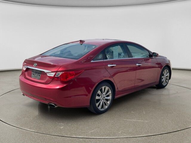 2011 Hyundai Sonata Ltd PZEV Cleveland OH