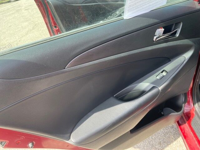 2011 Hyundai Sonata Ltd PZEV Cleveland OH