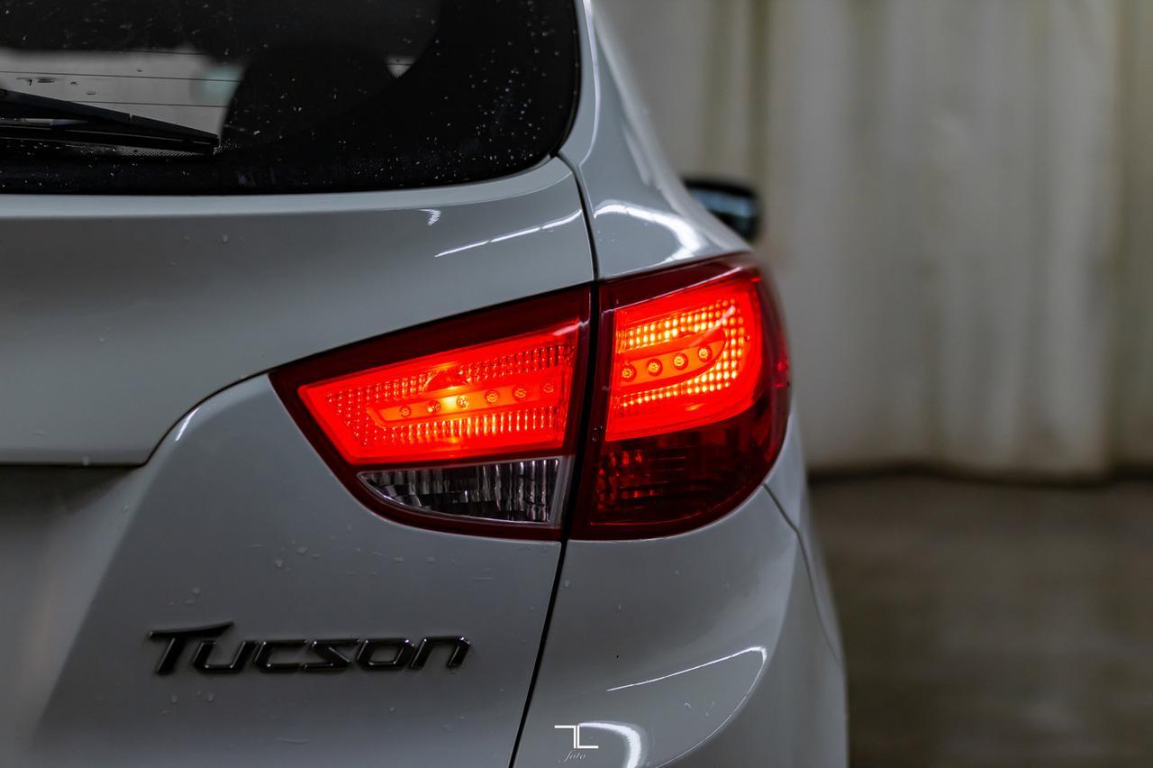 2011 Hyundai Tucson AWD GL Sport Red Deer AB