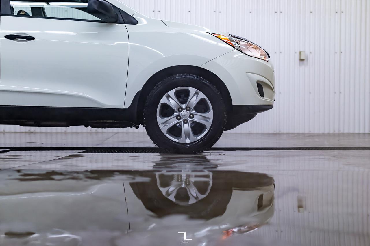 2011 Hyundai Tucson AWD GL Sport Red Deer AB