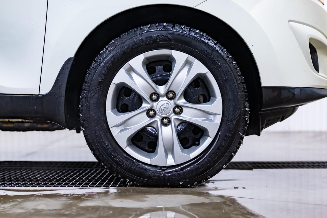 2011 Hyundai Tucson AWD GL Sport Red Deer AB