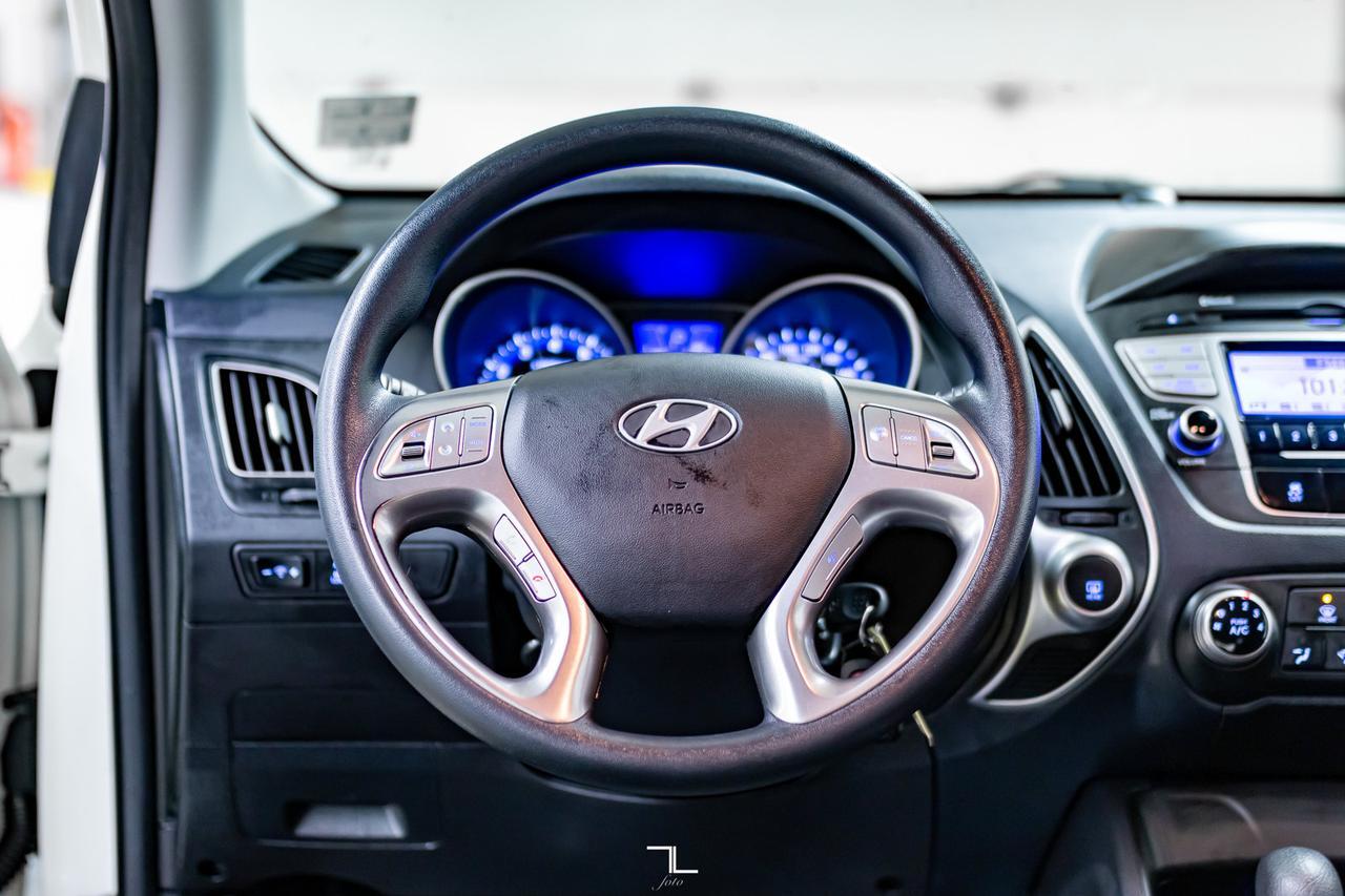 2011 Hyundai Tucson AWD GL Sport Red Deer AB