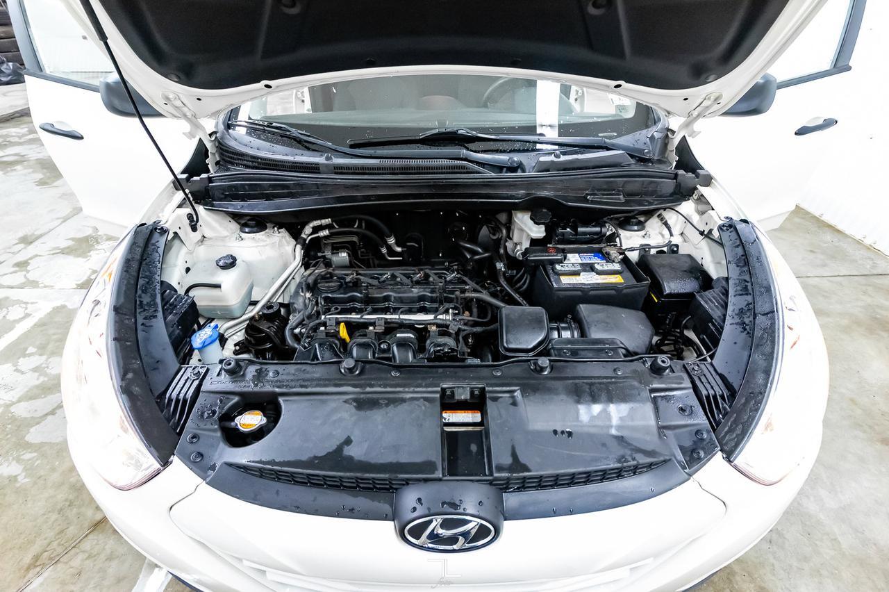 2011 Hyundai Tucson AWD GL Sport Red Deer AB