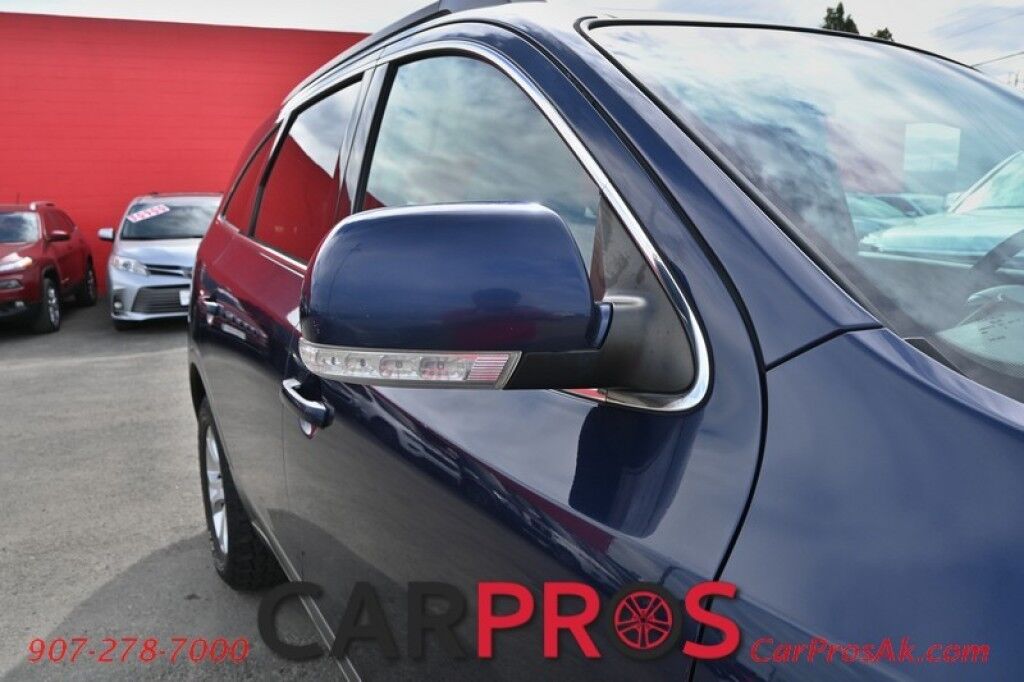 2011 Hyundai Veracruz GLS - 3.8L V6 - AWD - Automatic - 3rd Row - Power Windows & Locks - Aftermarket Radio - Alloy Wheels Anchorage AK