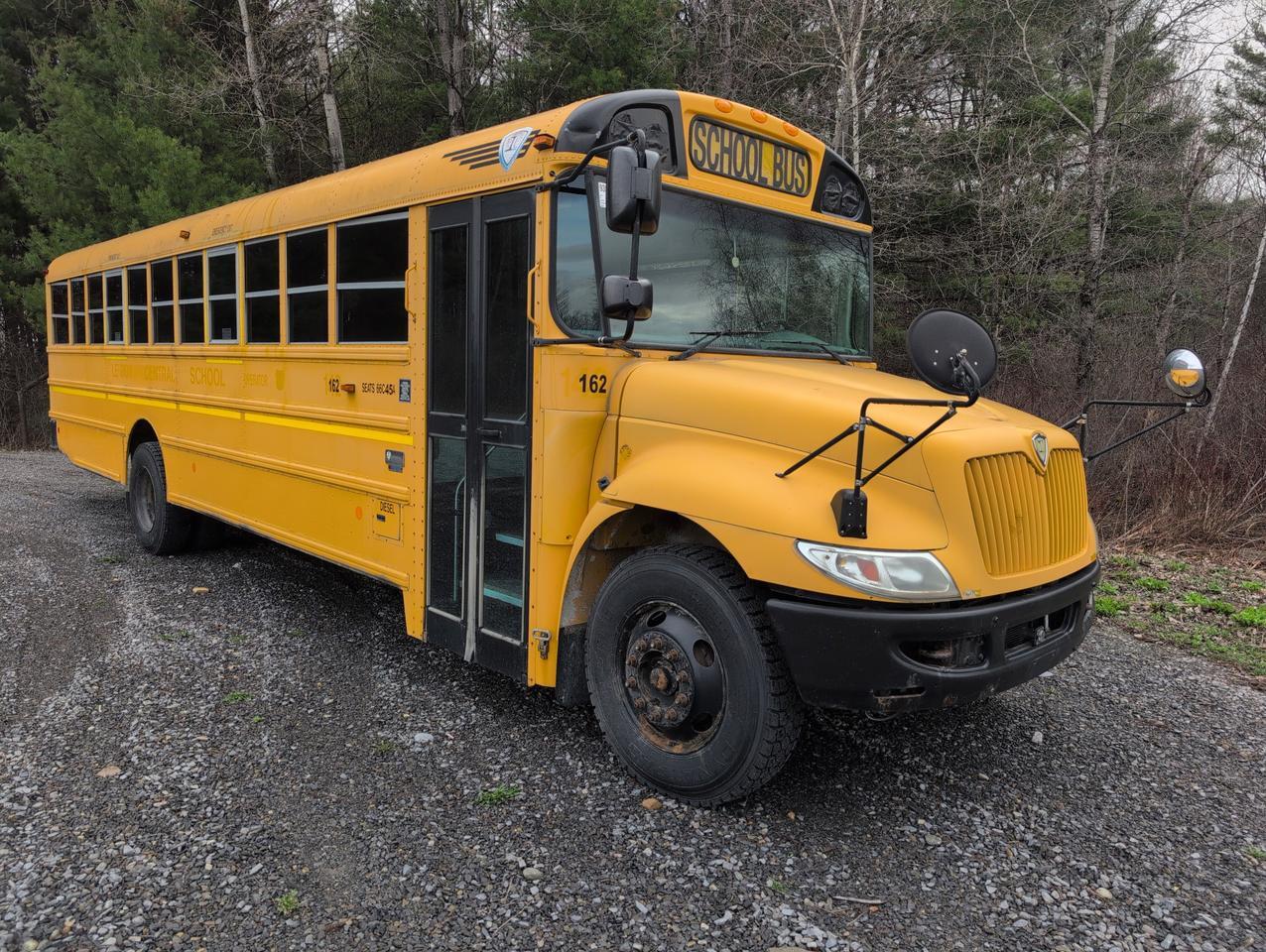 2011 IC INTERNATIONAL CE300